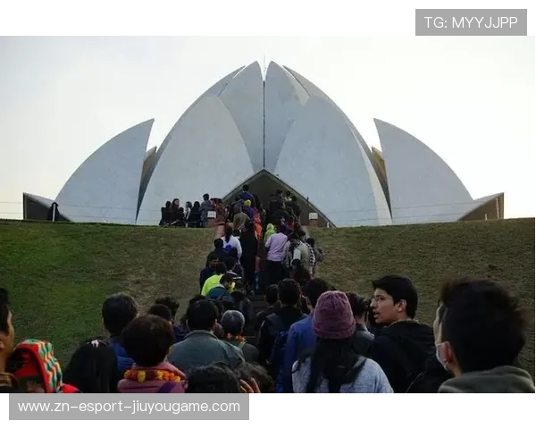 印度投球火力惊人，连续零封对手，印度踢球