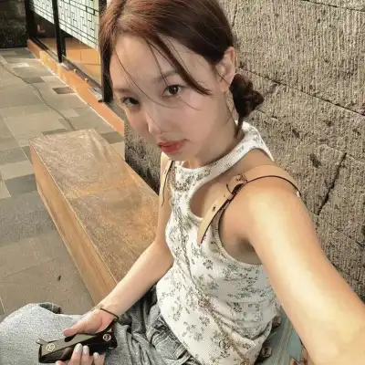 邱湛蓝